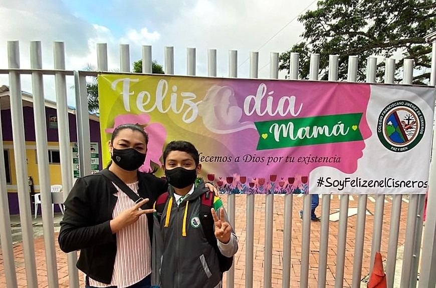 MENSAJES PARA LAS MADRES CISNERSTAS