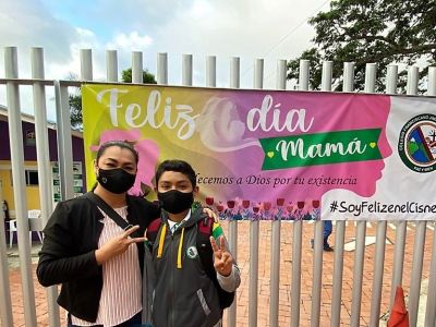 MENSAJES PARA LAS MADRES CISNERSTAS 