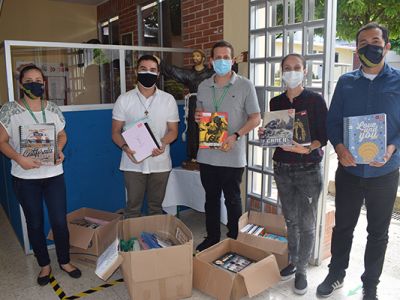 DONACIÓN DE ÚTILES ESCOLARES A  FUNDACIÓN LOCAL 