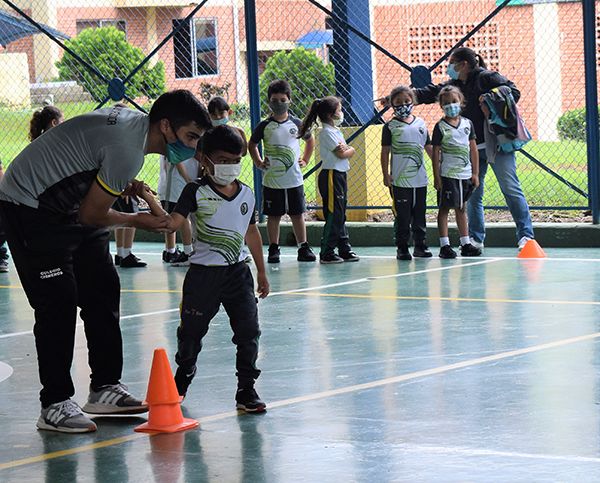 DEPORTE Y BAILE PARA NUESTROS 'CHIQUITINES'