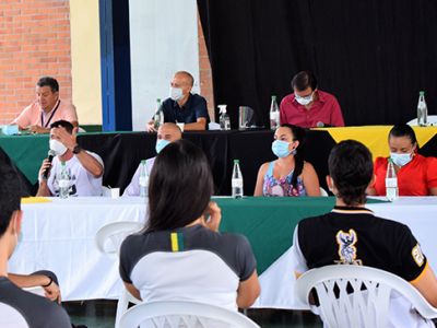 FORO DE VIDAS PARA ESTUDIANTES DE GRADO 11° 