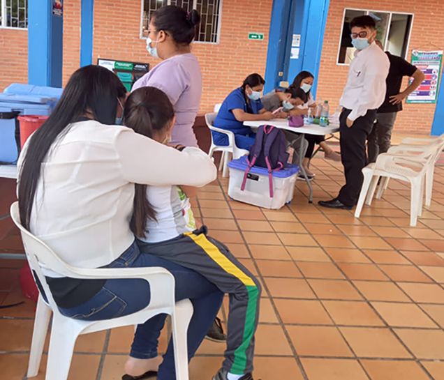 CUMPLIMOS CON LA JORNADA DE VACUNACIÓN CONTRA EL COVID-19