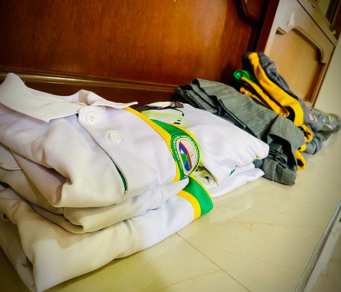 EXTENDIMOS  LA ‘DONATÓN’ DE UNIFORMES EN BUEN ESTADO