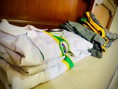 EXTENDIMOS  LA ‘DONATÓN’ DE UNIFORMES EN BUEN ESTADO 