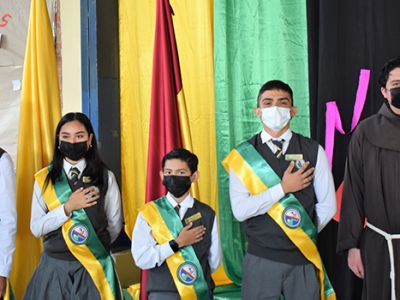 SE REALIZÓ LA POSESIÓN DEL GOBIERNO ESCOLAR 2022 