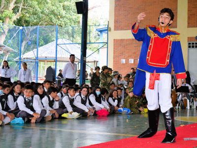 EN EL CISNEROS CELEBRAMOS EL DÍA DE LA COLOMBIANIDAD 