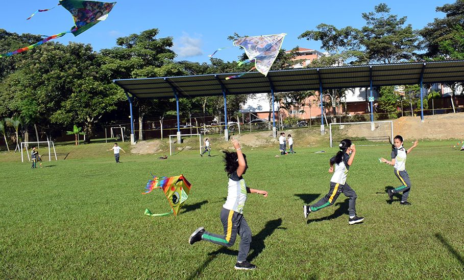 'VOLANDO ALTO' EN EL CISNEROS