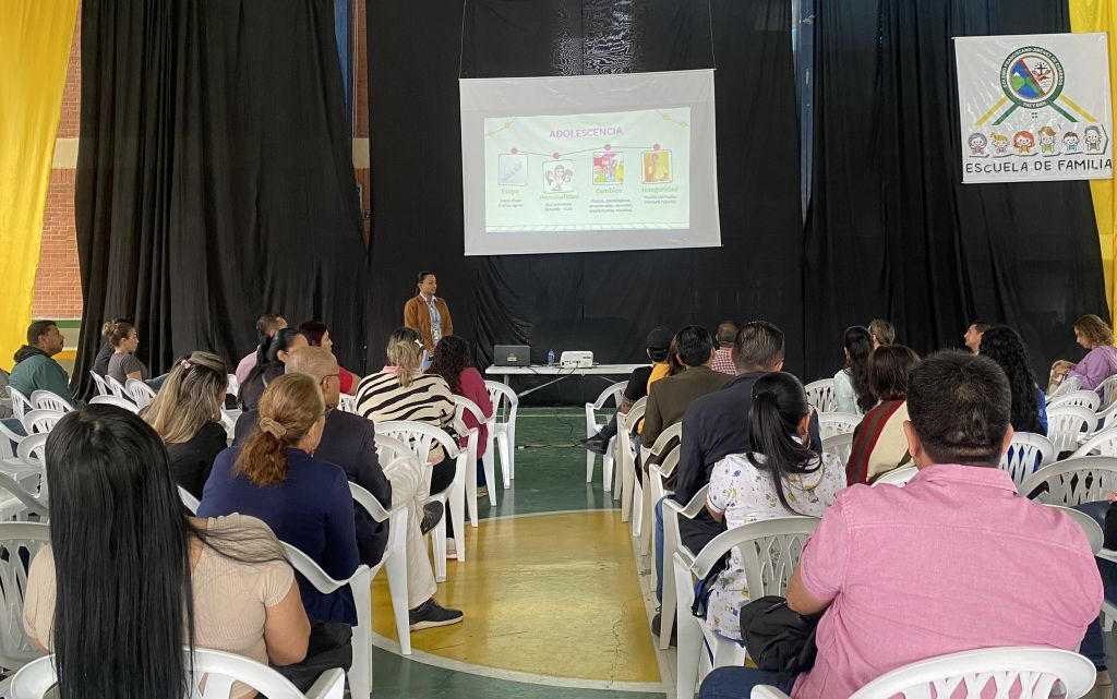 SE REALIZARON LAS PRIMERAS ESCUELAS DE FAMILIA DEL 2023