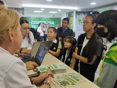 GRUPO ECOLÓGICO PARTICIPÓ EN EL LANZAMIENTO DEL PROGRAMA “CORTOLIMA EN TU COLEGIO” 