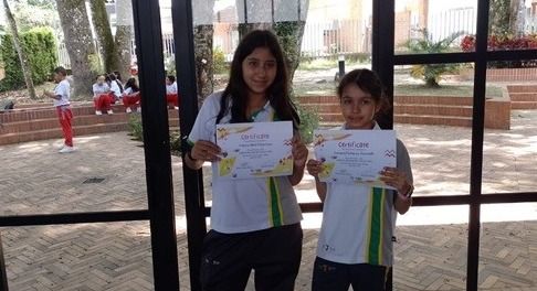 ESTUDIANTES DEL COLEGIO CISNEROS COMPITIERON EN EL ‘SPELLING BEE’
