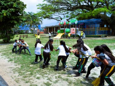 CELEBRAMOS LA SEMANA DE LA EDUCACIÓN FÍSICA CISNERISTA 