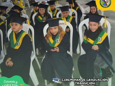 GRADUACIÓN DE TRANSICIÓN: UN PASO LLENO DE ALEGRÍA HACIA LA PRIMARIA 