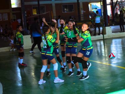 EL CLUB DEPORTIVO CISNEROS ESTÁ POR ARRANCAR, ¡TE ESPERAMOS! 